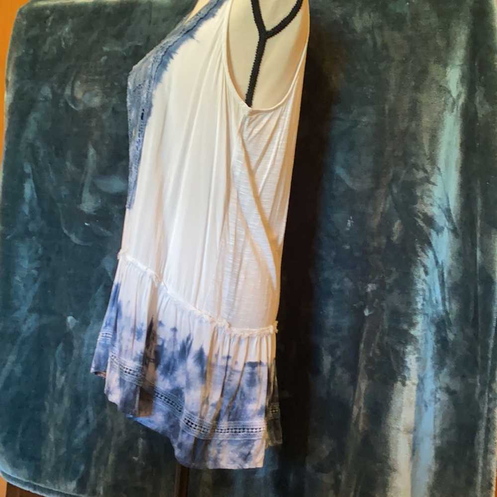 Tank top - Picture 6 of 9